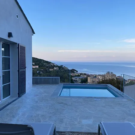 別荘 Les Artistes *